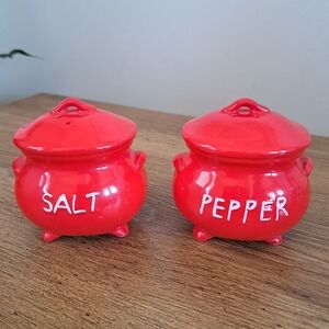 Vintage Salt And Pepper Lego Red Bean Pot Shakers Japan Ceramic 50s 60s